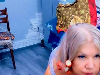 Hornystepmom