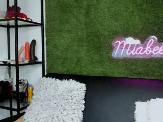 MiaBee