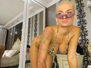 SweetPeach77