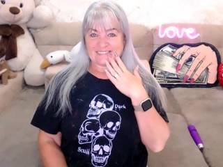 GrandMilf