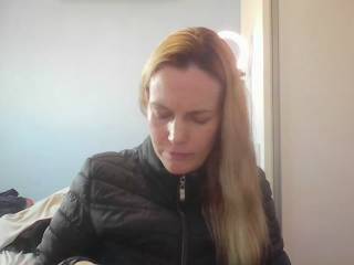 AnnyLe