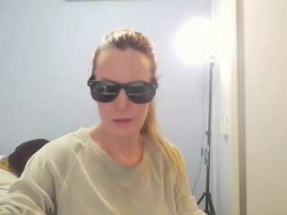 AnnyLe