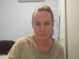 AnnyLe