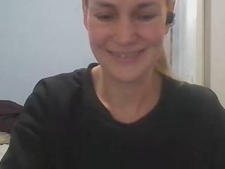 AnnyLe