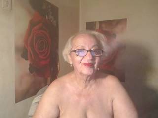MatureLady4U