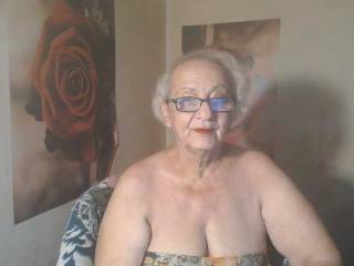 MatureLady4U