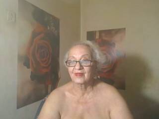 MatureLady4U
