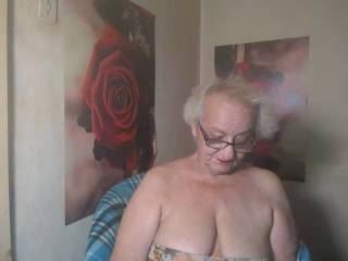 MatureLady4U