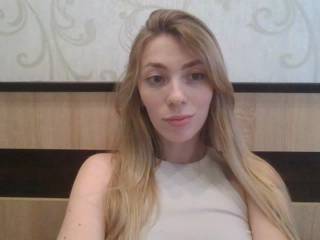 blondeee