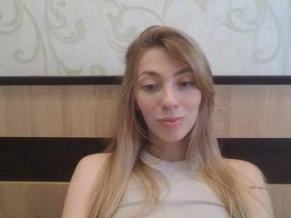 blondeee