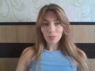 blondeee
