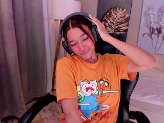 CharlotteB