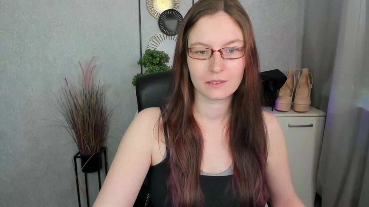 teaseEmma