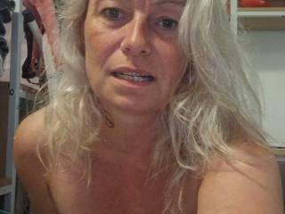 Evelyne1212