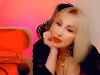CharmingLady