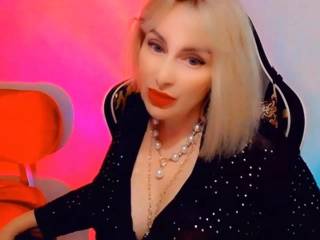 CharmingLady