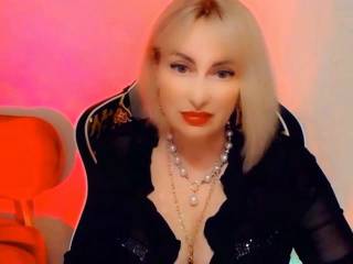 CharmingLady