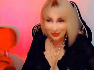 CharmingLady