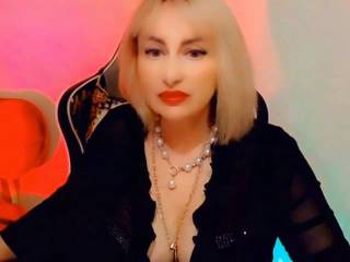 CharmingLady