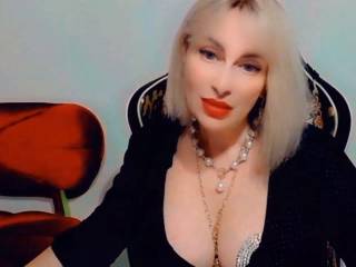 CharmingLady