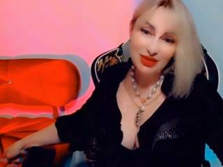 CharmingLady