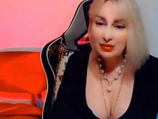 CharmingLady