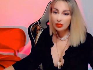 CharmingLady