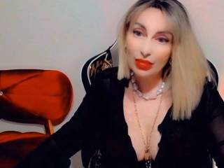 CharmingLady