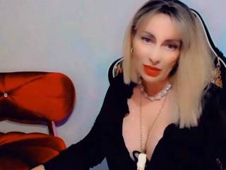 CharmingLady