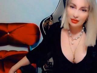 CharmingLady