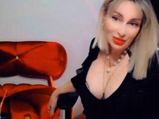 CharmingLady