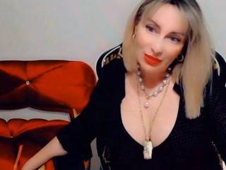 CharmingLady