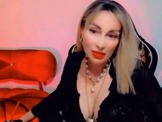 CharmingLady