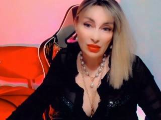 CharmingLady