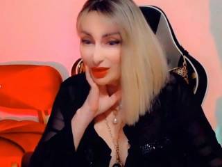 CharmingLady