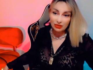 CharmingLady