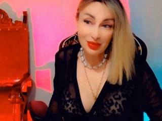 CharmingLady