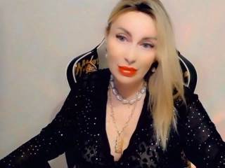 CharmingLady