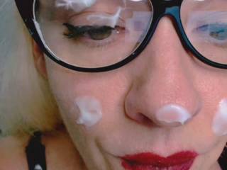 LilyBlondy