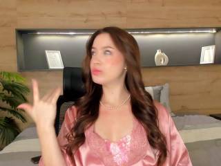 ItsAngelina