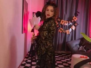 mymonique