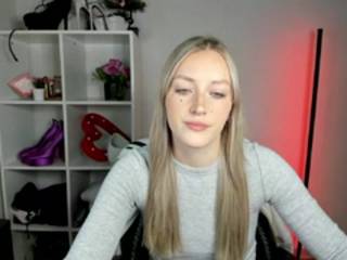 EvelynBlond