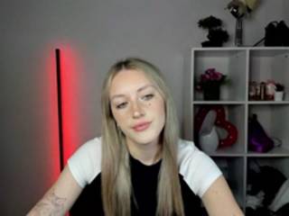 EvelynBlond