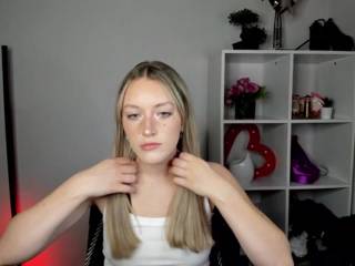 EvelynBlond