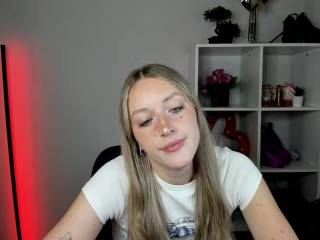 EvelynBlond