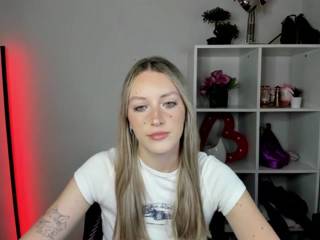 EvelynBlond