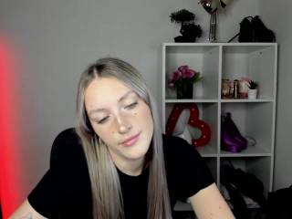EvelynBlond