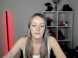 EvelynBlond