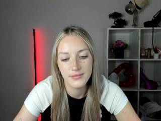 EvelynBlond