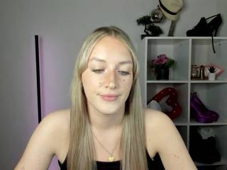EvelynBlond